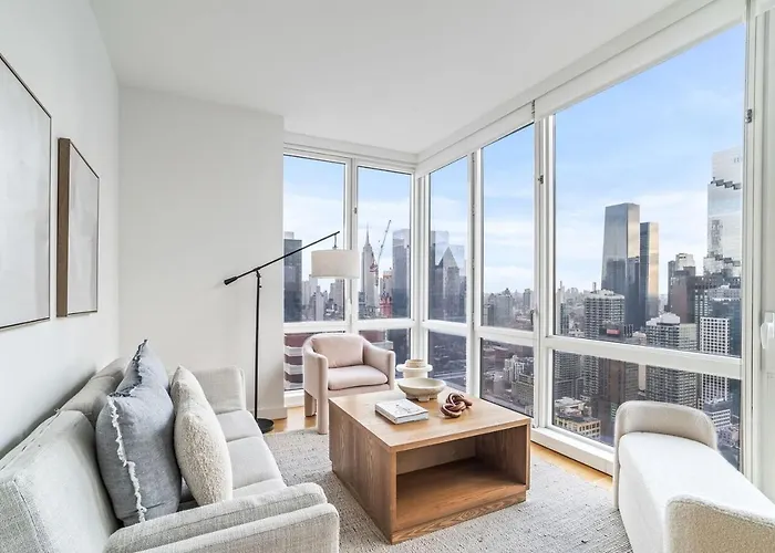 Modern 2Bd 1Ba At Mid West